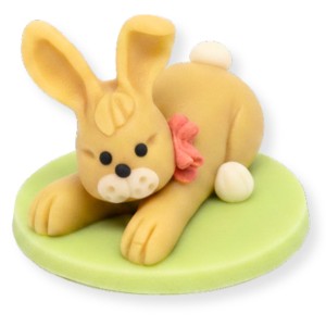 Fekvő Nyuszi  Marcipán Figura 1 db